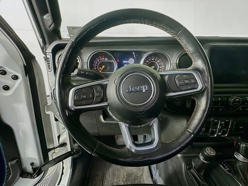 Certified 2022 Jeep Gladiator Overland image 19