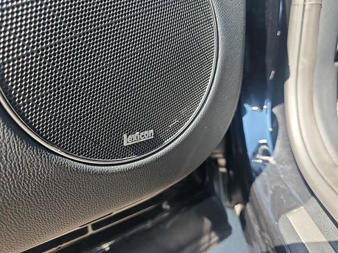 Used 2025 Genesis GV70 3.5T Sport w/ Sport Advanced Package image 34