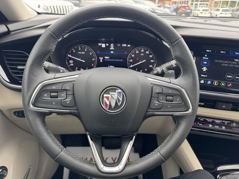 Used 2022 Buick Envision Avenir w/ Technology Package II image 22