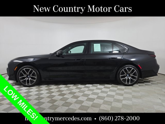 Used 2024 BMW 740i xDrive w/ M Sport Professional Package AWD/4WD image 4
