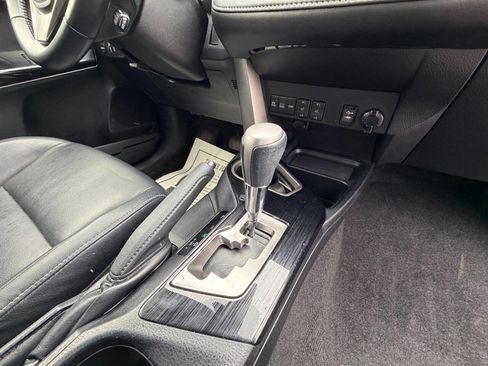 Used 2016 Toyota RAV4 Limited image 14