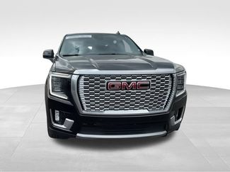 Used 2024 GMC Yukon Denali AWD/4WD video 3