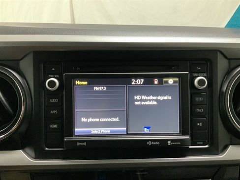 Used 2018 Toyota Tacoma SR5 image 25