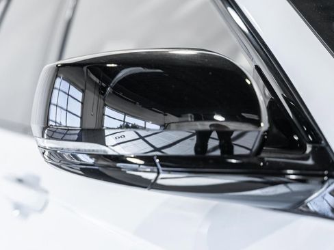 New 2025 Jeep Grand Cherokee Altitude image 14