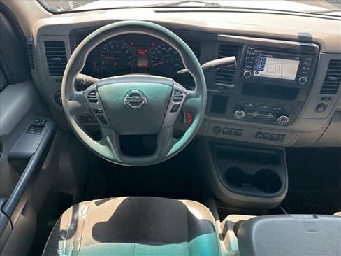 Used 2016 Nissan NV 2500 SV w/ Technology Package RWD image 10