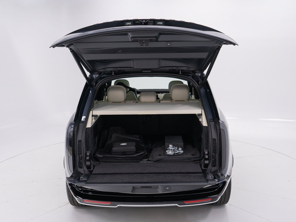 Used 2026 Land Rover Range Rover SE AWD/4WD image 42