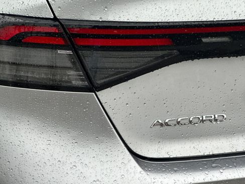 Used 2024 Honda Accord EX image 27