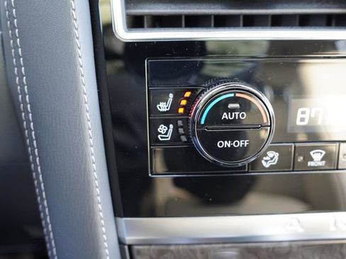 Used 2024 Nissan Armada Platinum w/ Cargo Package image 33