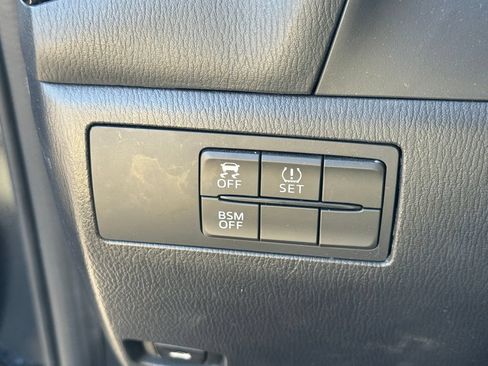 Used 2015 MAZDA MAZDA3 i Touring FWD image 11