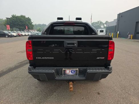 Used 2022 Chevrolet Colorado ZR2 w/ ZR2 Midnight Special Edition AWD/4WD image 24