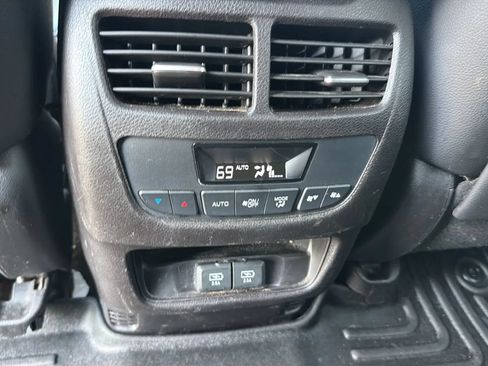 Used 2017 Acura MDX SH-AWD image 42