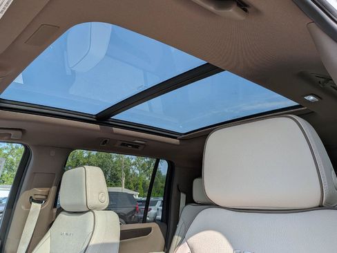 New 2026 GMC Yukon XL Denali w/ Sun & Power Step Package AWD/4WD image 12