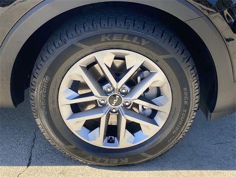 Used 2024 Kia Telluride LX image 25