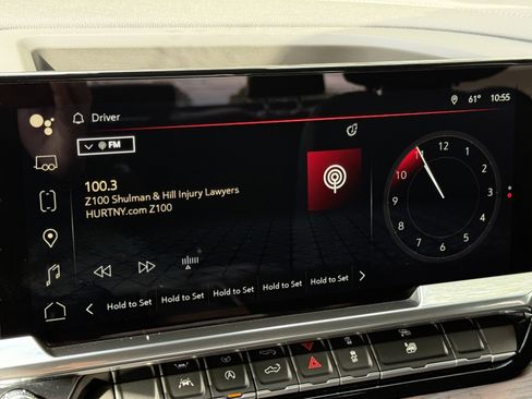 Certified 2025 GMC Sierra 1500 SLT image 28