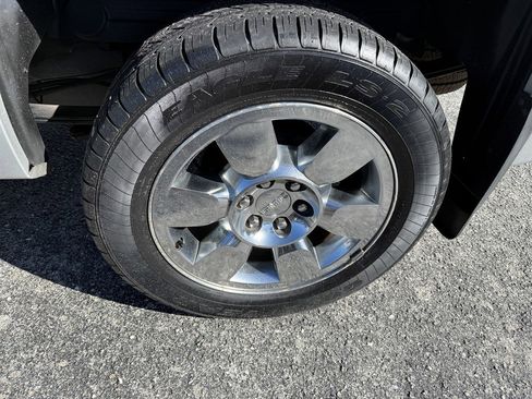 Used 2010 GMC Sierra 1500 SLE w/ Regional Value Package RWD image 7