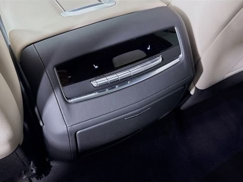 Used 2022 Cadillac Escalade Sport w/ Touring Package RWD image 27