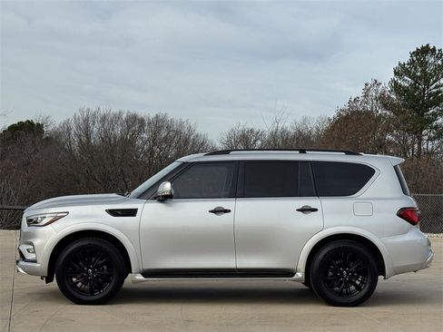 Used 2022 INFINITI QX80 Luxe w/ Cargo Package image 3