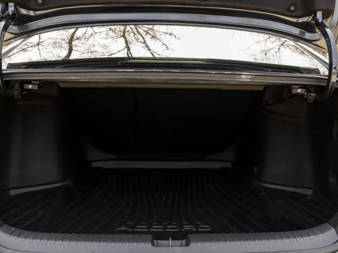 Used 2024 Honda Accord EX image 41