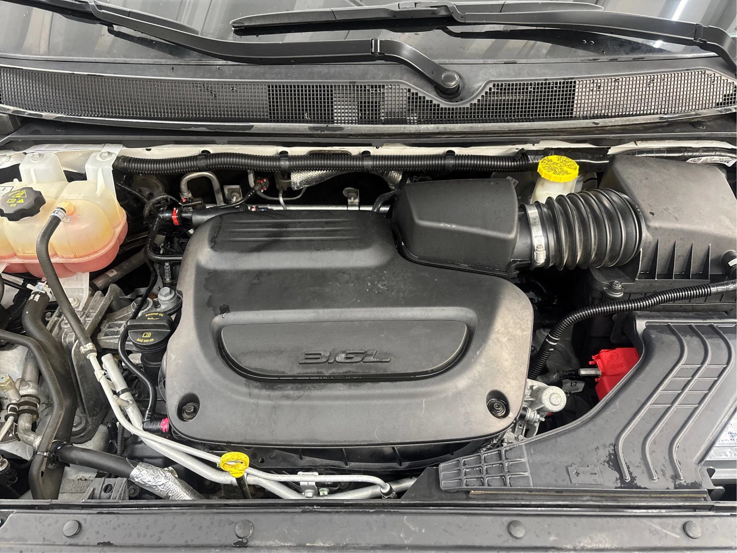 Used 2023 Chrysler Voyager LX FWD image 27