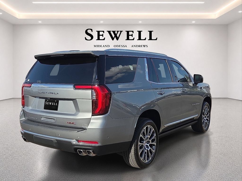 Used 2026 GMC Yukon Denali w/ Sun & Power Step Package AWD/4WD image 4