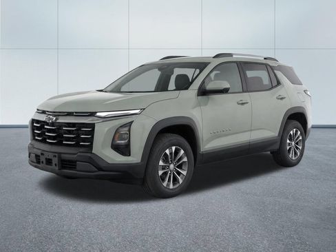 Used 2025 Chevrolet Equinox LT w/ Convenience Package II AWD/4WD image 1