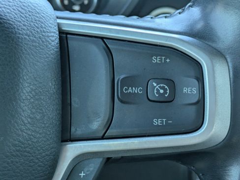 Used 2020 RAM 1500 Big Horn AWD/4WD image 26