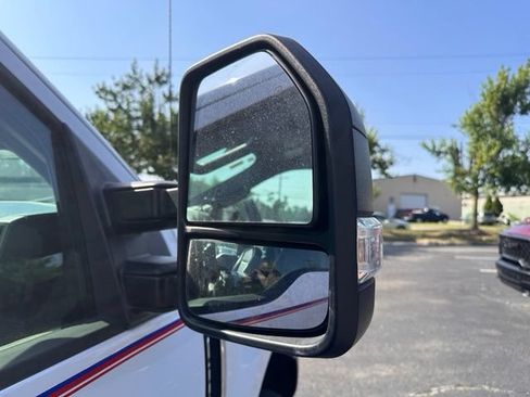 Used 2017 Ford F250 XL w/ Power Equipment Group AWD/4WD image 11