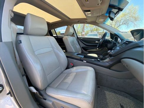Used 2010 Acura ZDX w/ Technology Package image 4