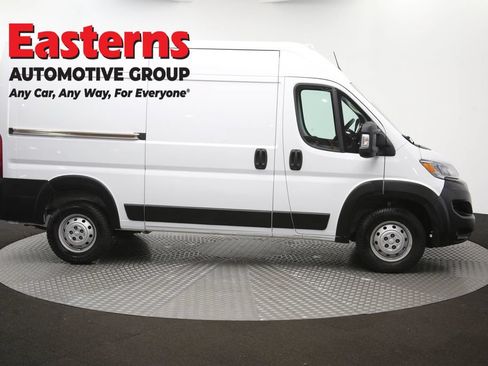 Used 2023 RAM ProMaster 2500 w/ Convenience Group FWD image 39
