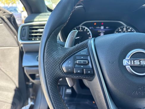 Certified 2023 Nissan Maxima SR w/ Sport Mat Group image 15
