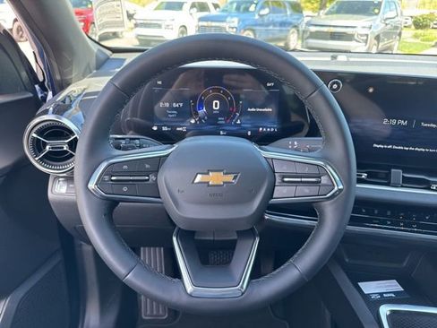 New 2026 Chevrolet Equinox LT AWD/4WD image 14