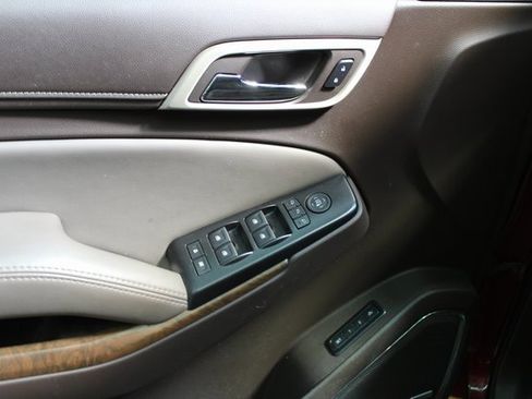 Used 2018 GMC Yukon XL Denali image 14