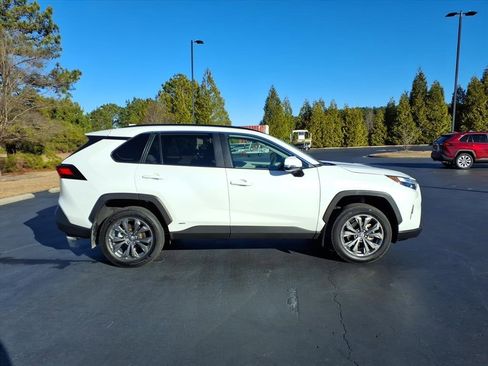 Used 2024 Toyota RAV4 XLE Premium image 2