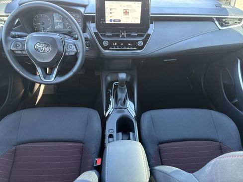 Certified 2025 Toyota Corolla SE image 15