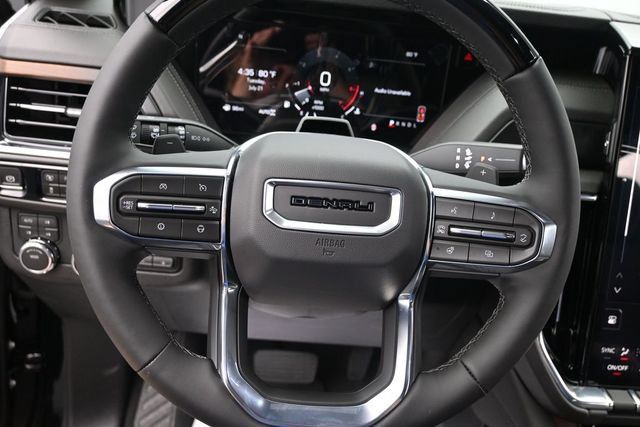 New 2026 GMC Yukon Denali w/ Advanced Technology Package AWD/4WD image 32