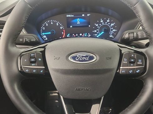 Used 2022 Ford Escape SEL image 11