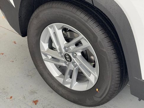 New 2026 Hyundai Tucson SE image 27