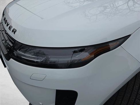 Used 2024 Land Rover Range Rover Evoque S image 29