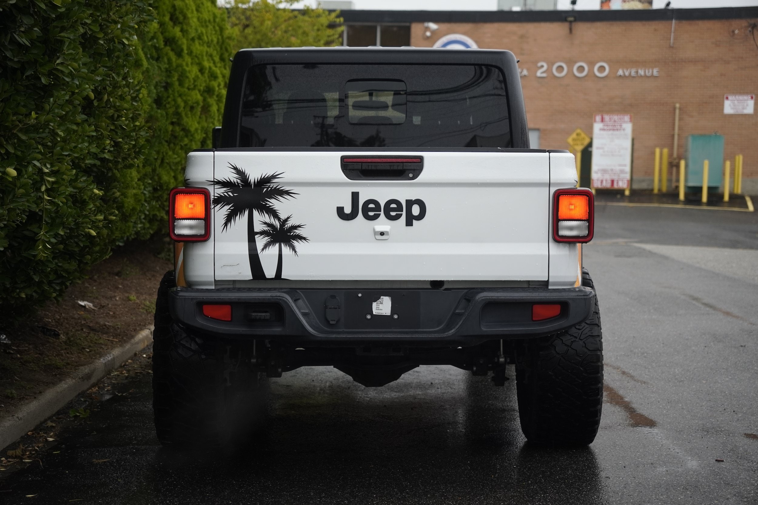 Used 2020 Jeep Gladiator Sport w/ Quick Order Package 24S AWD/4WD image 6