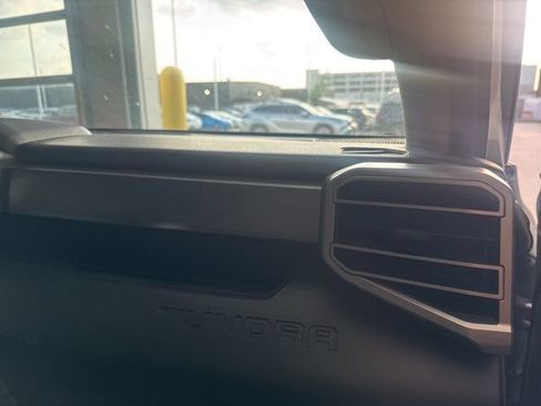 Used 2022 Toyota Tundra SR5 RWD image 10