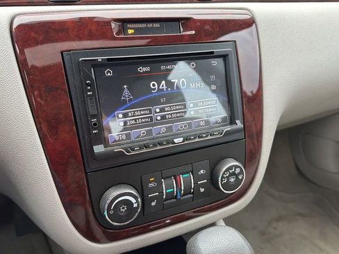 Used 2007 Chevrolet Impala LTZ image 11