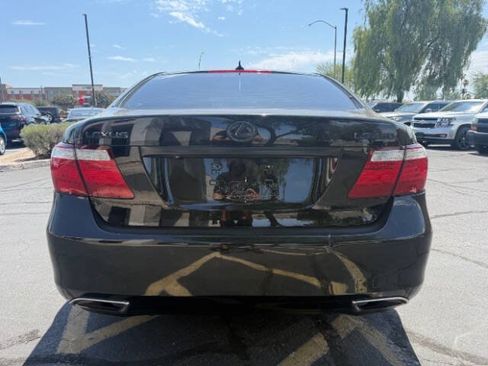 Used 2008 Lexus LS 460 w/ Comfort Pkg RWD image 4