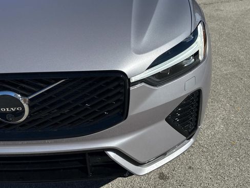 New 2026 Volvo XC60 B5 Plus w/ Climate Package image 9