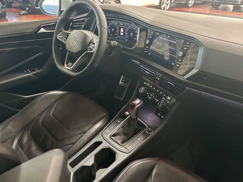 Used 2022 Volkswagen Jetta GLI Autobahn image 18