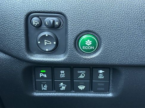 New 2025 Honda Ridgeline Black Edition image 27