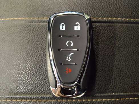 Used 2019 Chevrolet Traverse LT w/ LT Premium Package image 32