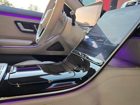 Used 2021 Mercedes-Benz S 580 S 580 image 27