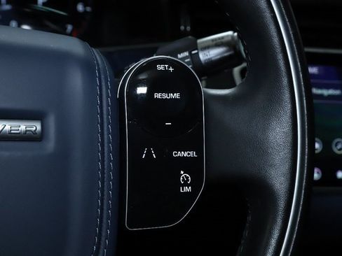 Used 2020 Land Rover Range Rover Evoque SE image 23