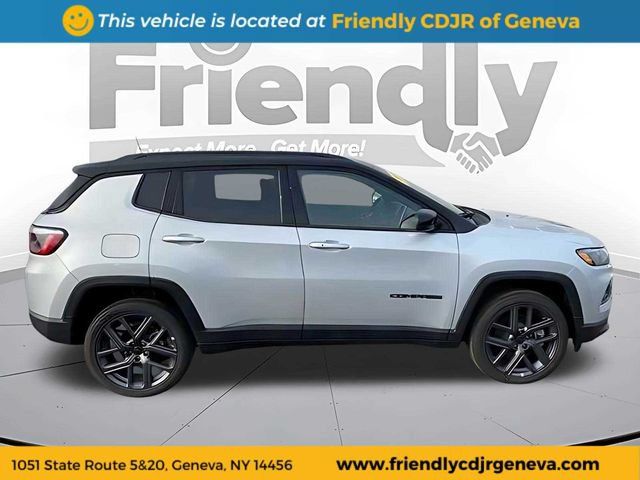 Used 2026 Jeep Compass Limited AWD/4WD image 4