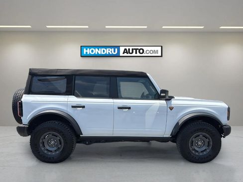 Used 2025 Ford Bronco Badlands AWD/4WD image 10